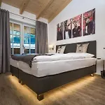 Hochalmbahnen Chalets 1-03, Alpenrose, Nahe Gondel, Hunde Willkommen *